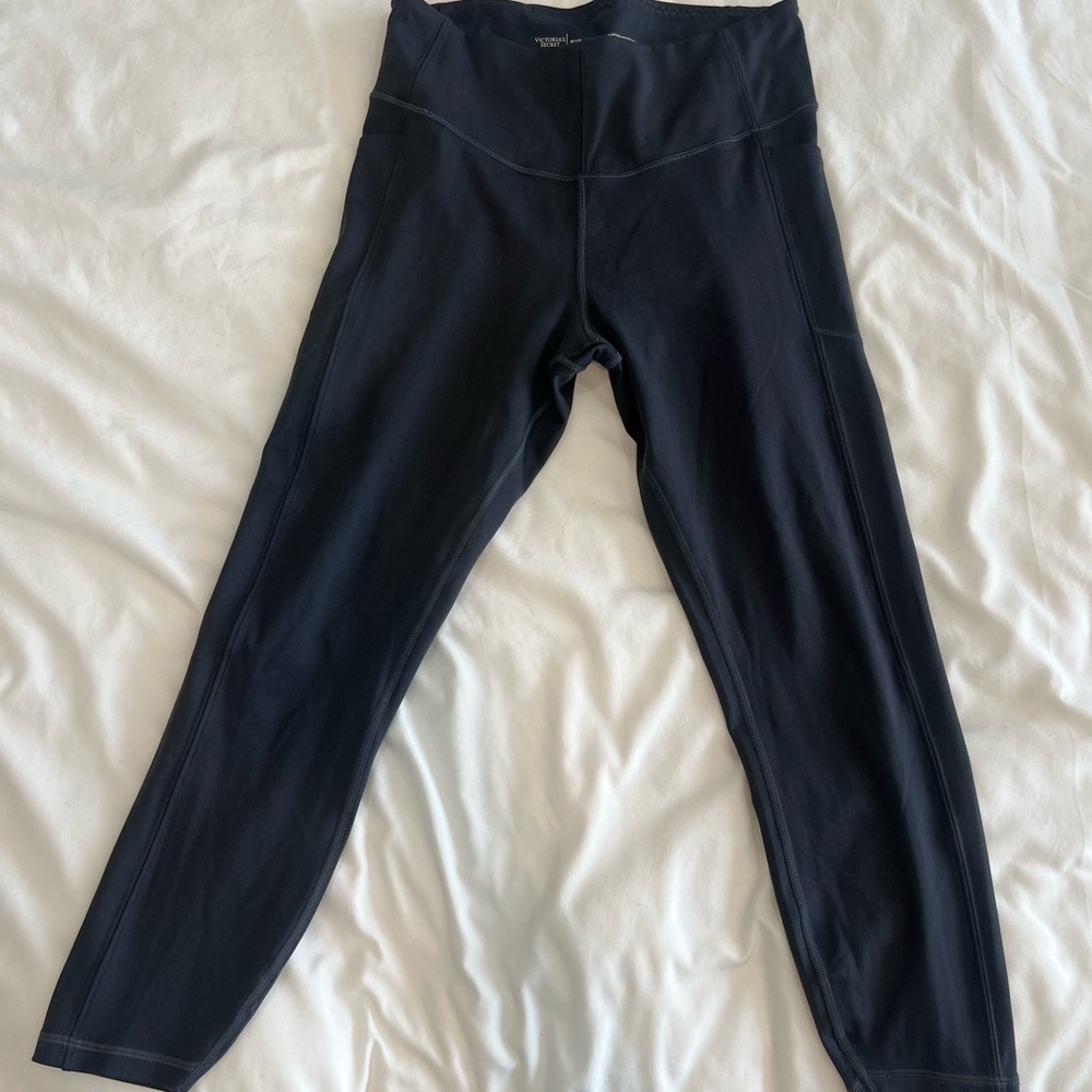 VS Light Gray leggings